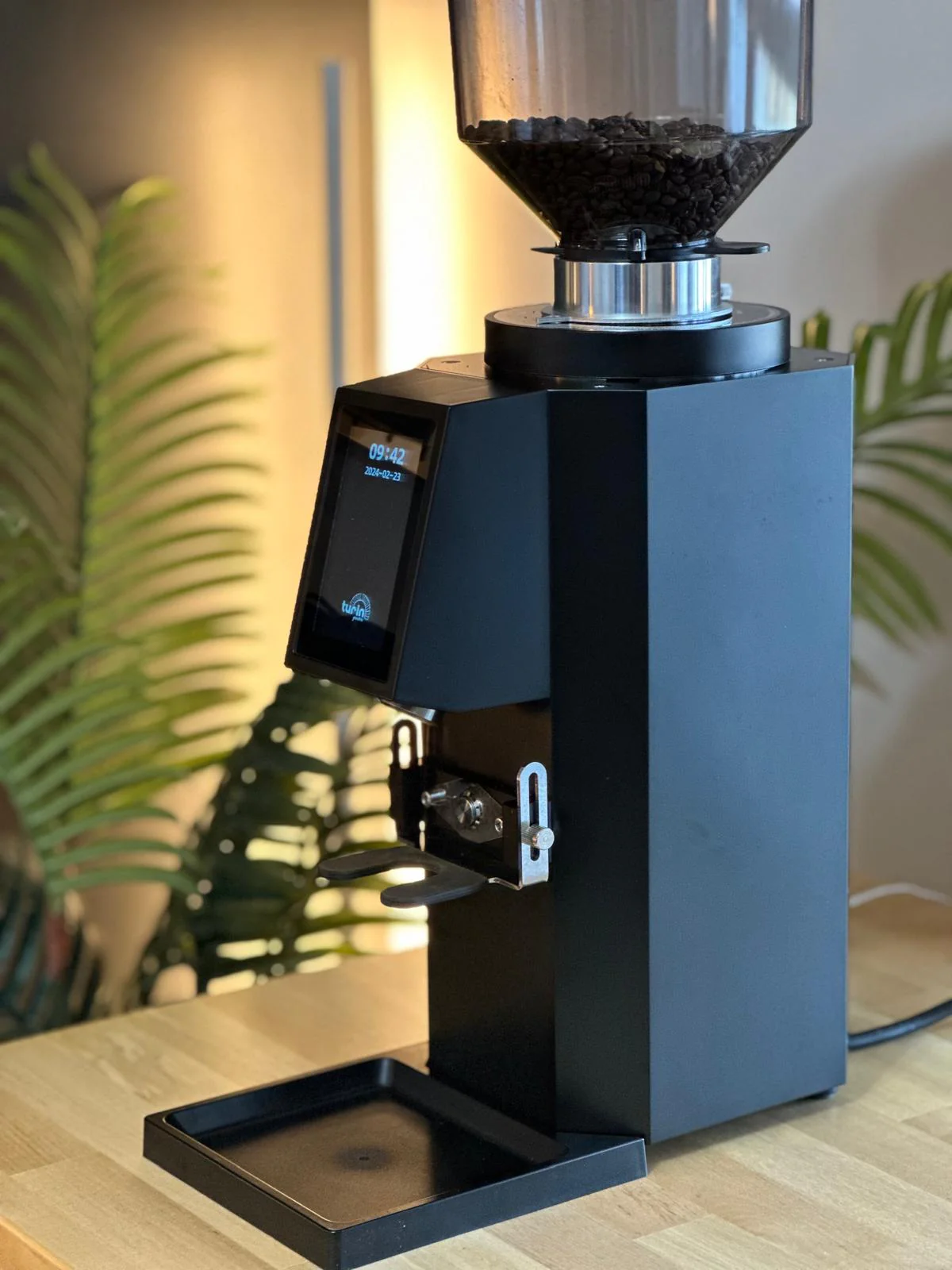 Turin ZF83 Commercial Espresso Grinder - Image 15